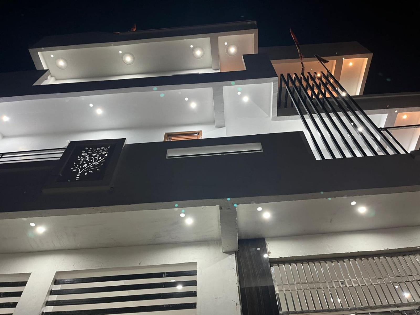 Shri Ram International Home Stay Ayodhya Ngoại thất bức ảnh