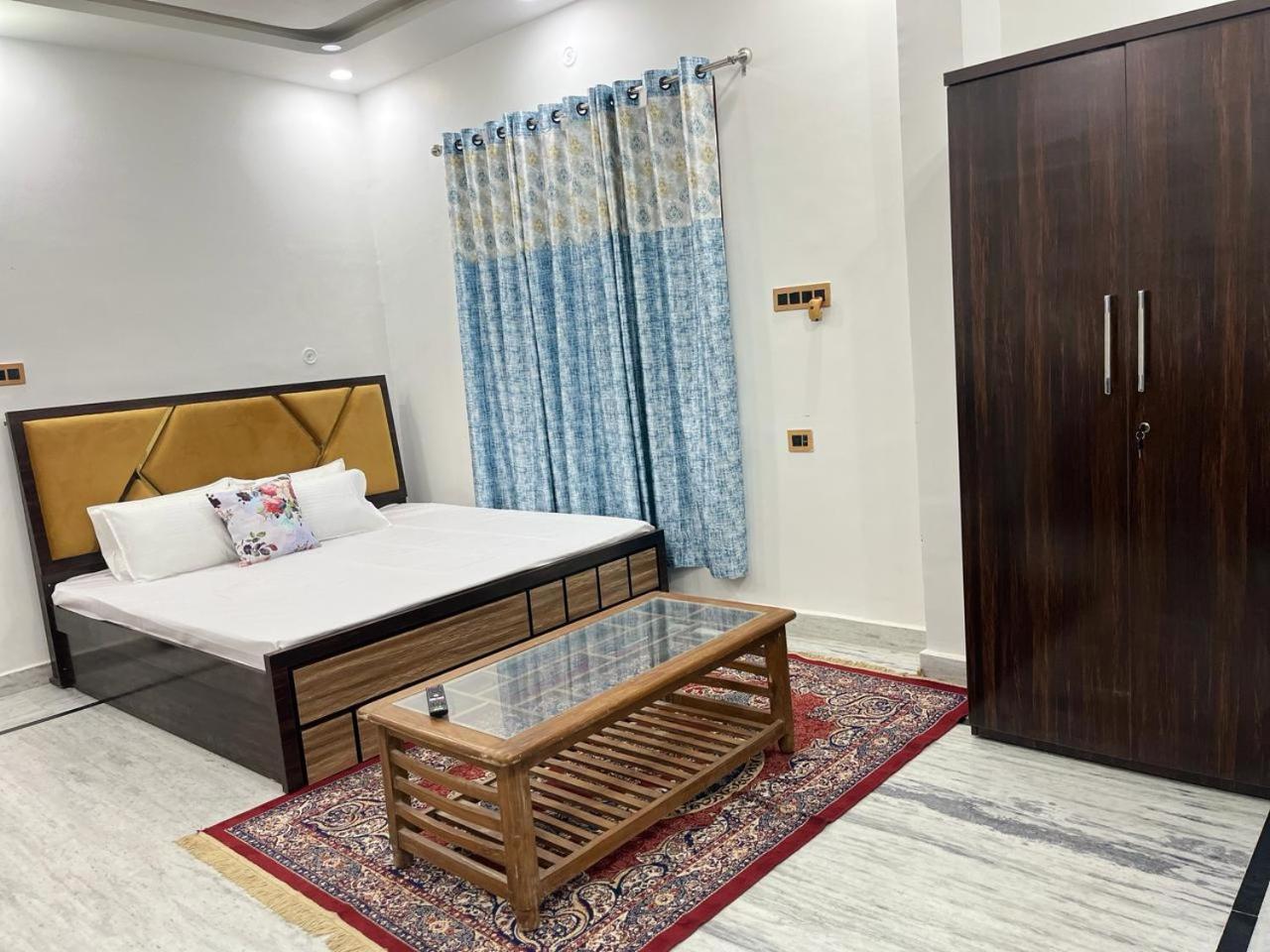 Shri Ram International Home Stay Ayodhya Ngoại thất bức ảnh