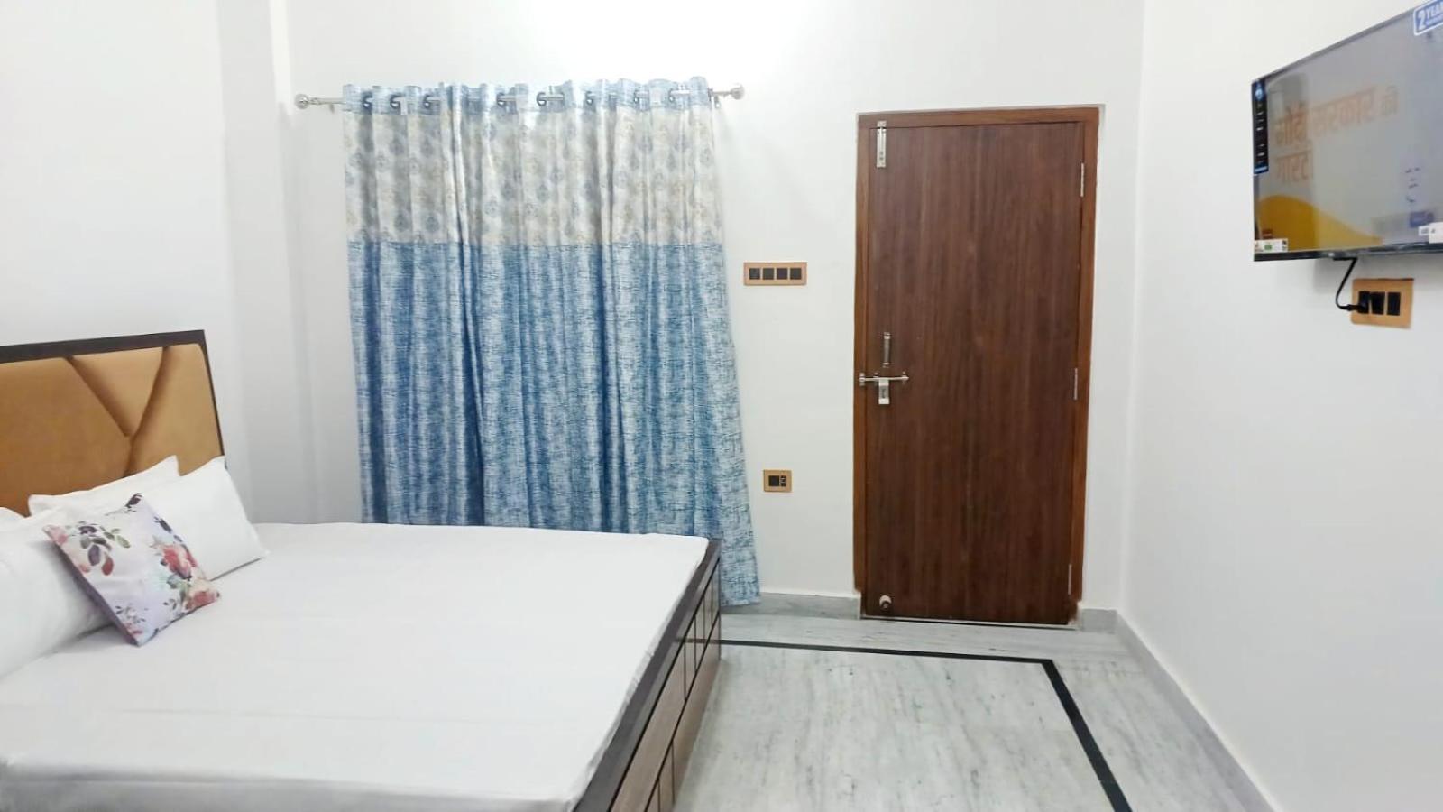 Shri Ram International Home Stay Ayodhya Ngoại thất bức ảnh