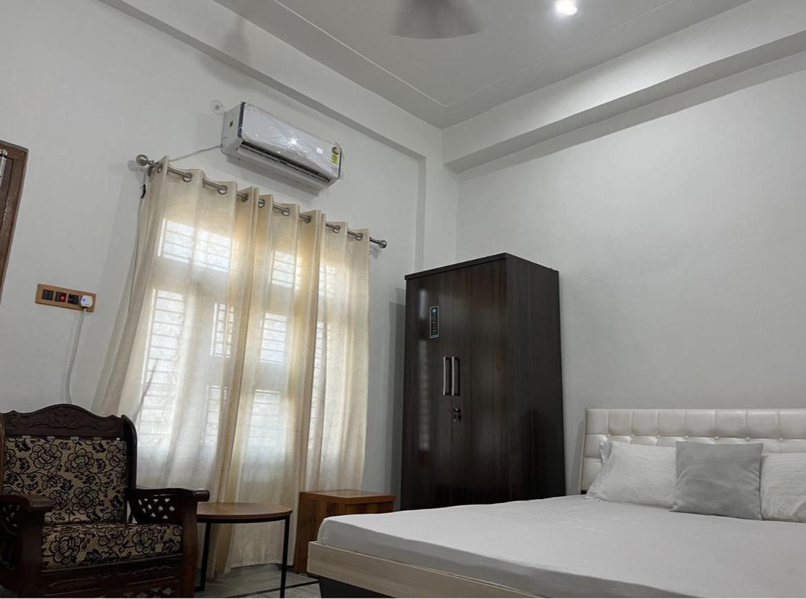 Shri Ram International Home Stay Ayodhya Ngoại thất bức ảnh