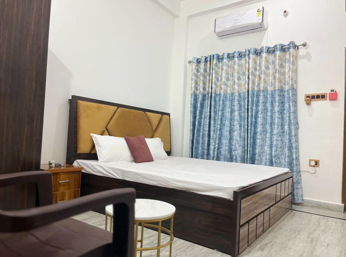 Shri Ram International Home Stay Ayodhya Ngoại thất bức ảnh