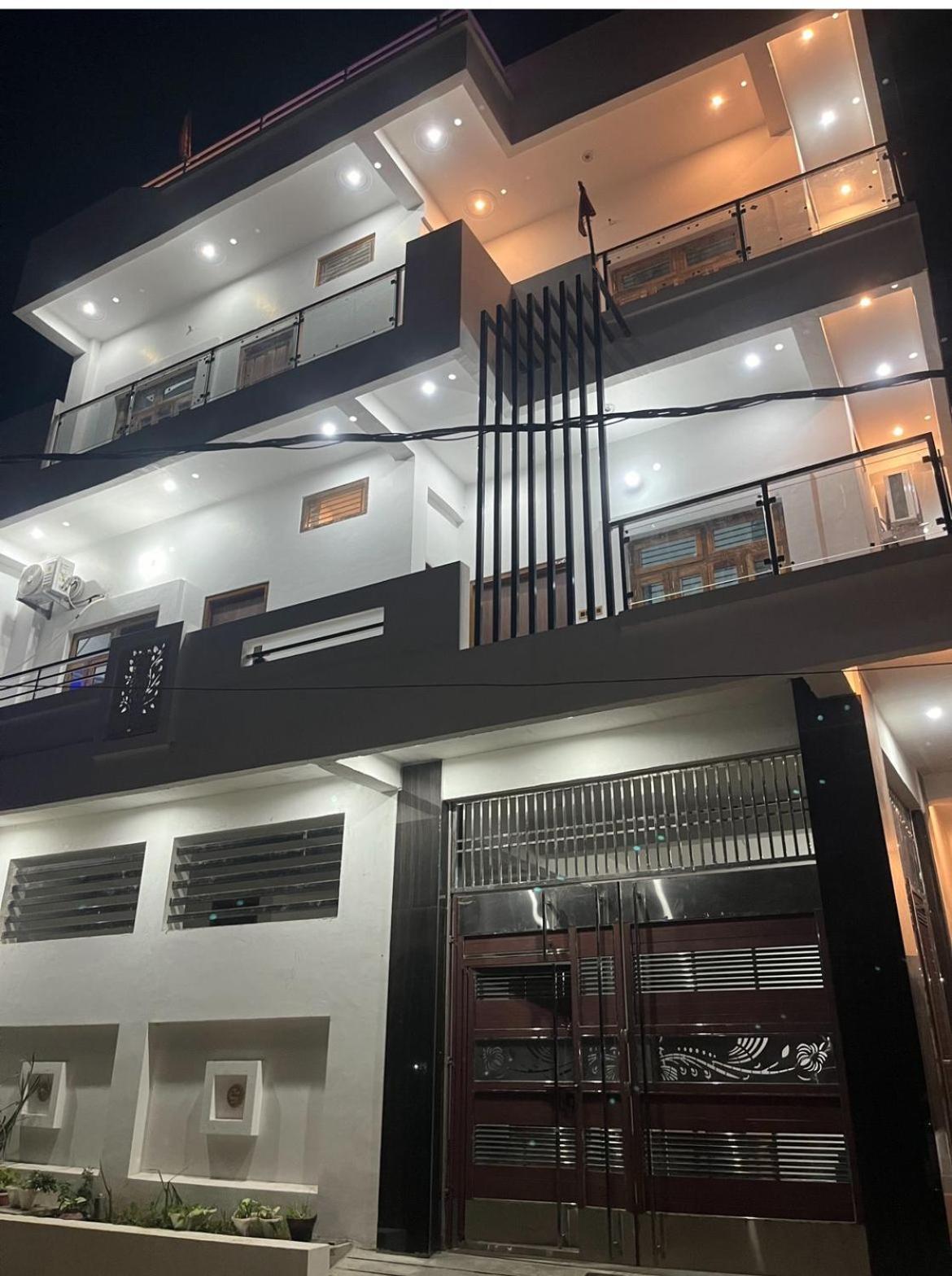 Shri Ram International Home Stay Ayodhya Ngoại thất bức ảnh